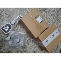 路虎 神行者2 揽胜极光2.0T发动机机脚胶
